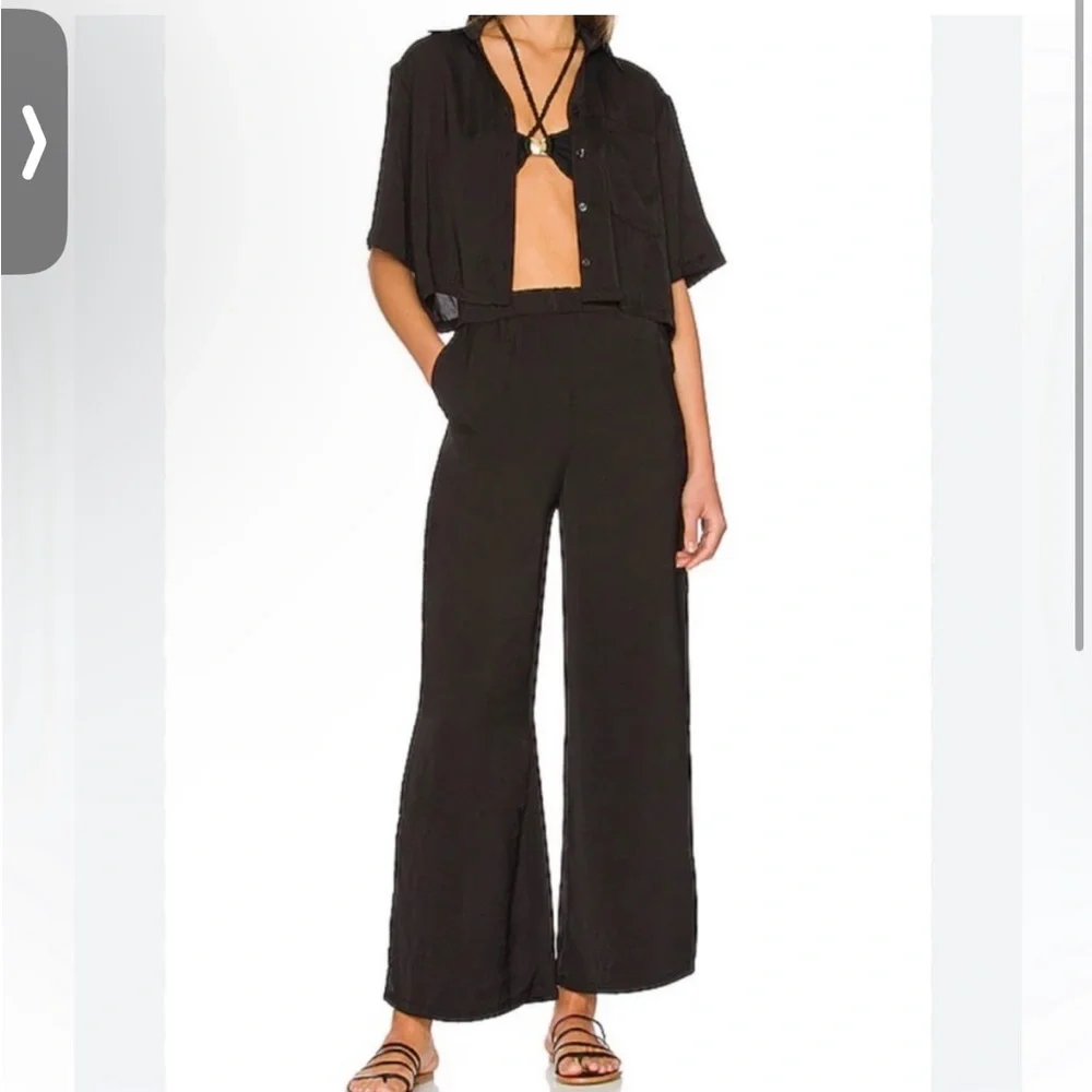 NWT- PLUSH x REVOLVE Black Silky Cropped Pajama Set
